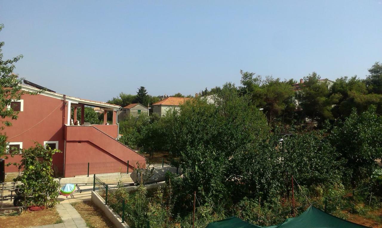 Apartman Tribunj Tribalj Exterior foto